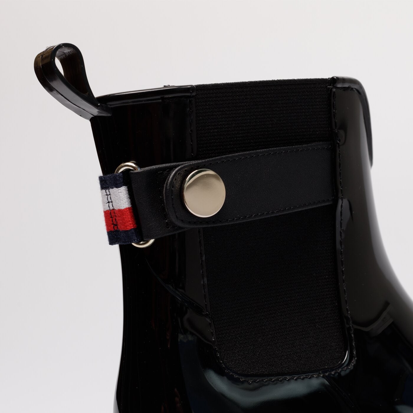 Damskie kalosze (buty gumowe) TOMMY HILFIGER ANKLE RAINBOOT WITH METAL DETAIL fw0fw06777bds kolor czarny