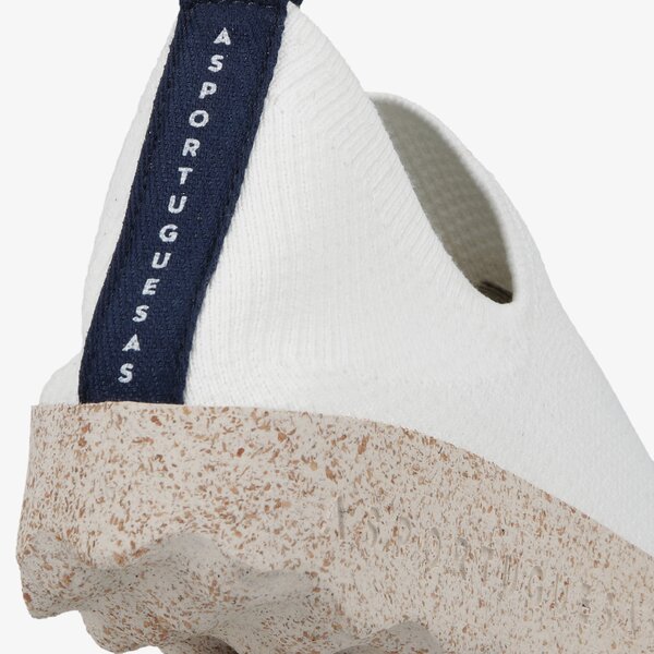 Damskie espadryle ASPORTUGUESAS CARE L p018019028 kolor biały