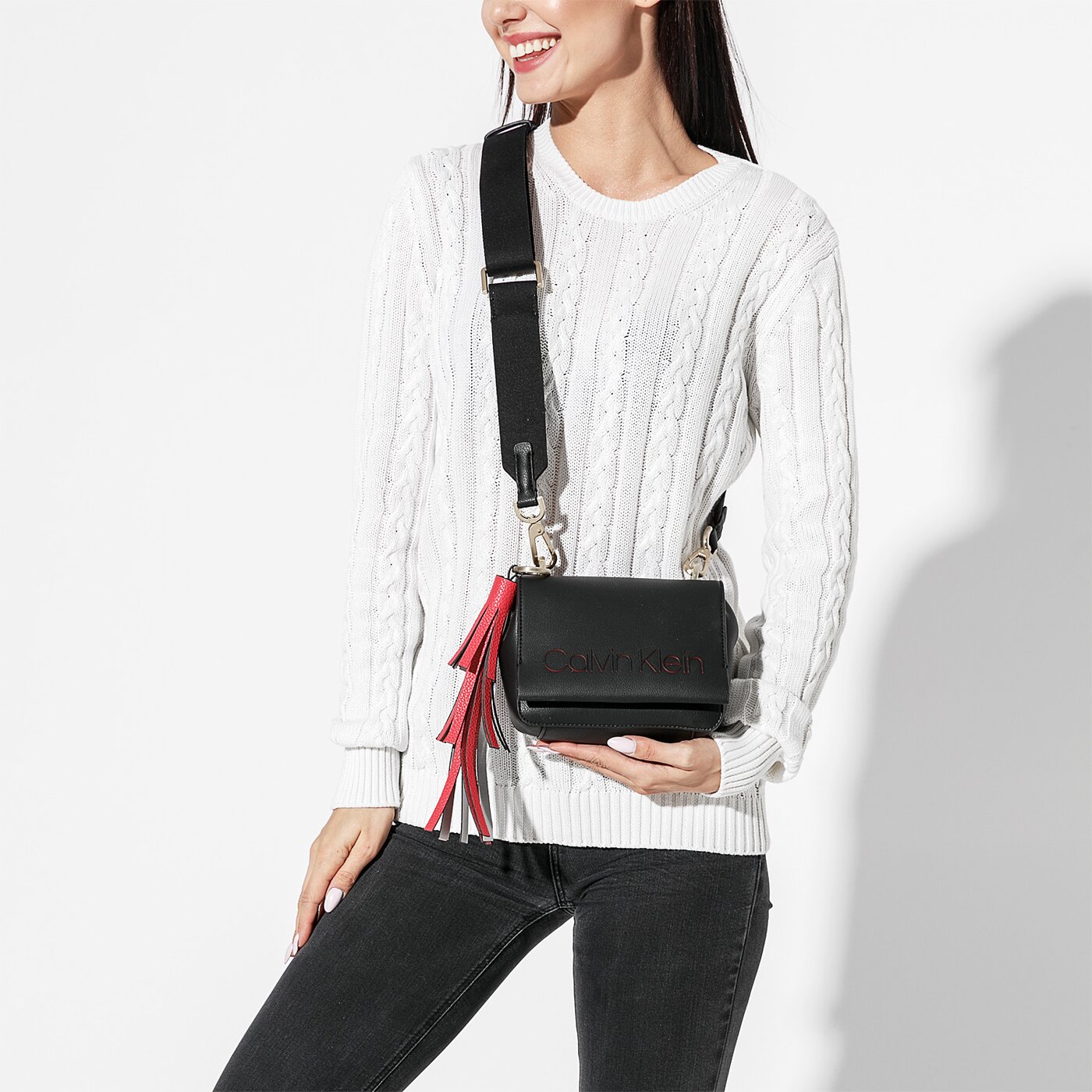 Damska torebka CALVIN KLEIN TOREBKA POP SMALL CROSSBODY k60k604594001 kolor czarny