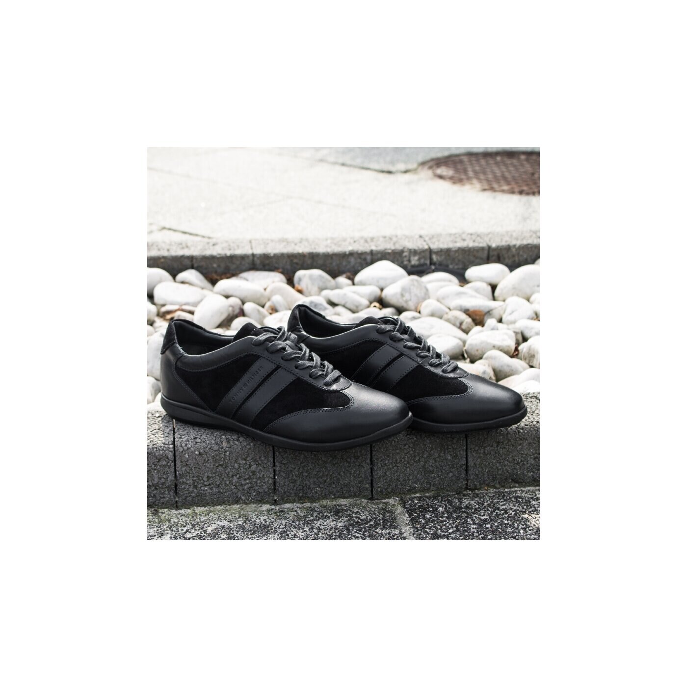 Męskie półbuty TOMMY HILFIGER OLIVER 14C fm56819957990 kolor brązowy