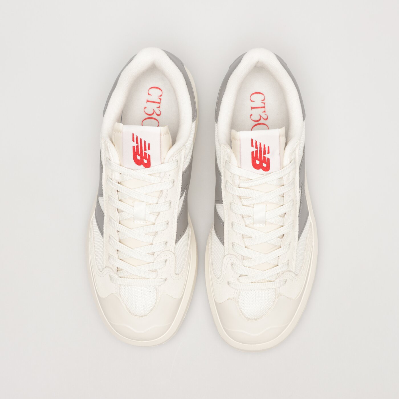 Damskie sneakersy (buty) NEW BALANCE CT302  ct302rs kolor kremowy