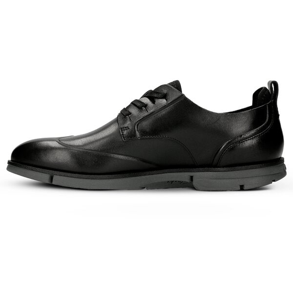 Męskie półbuty CLARKS TRIGEN WING 26128346 kolor czarny