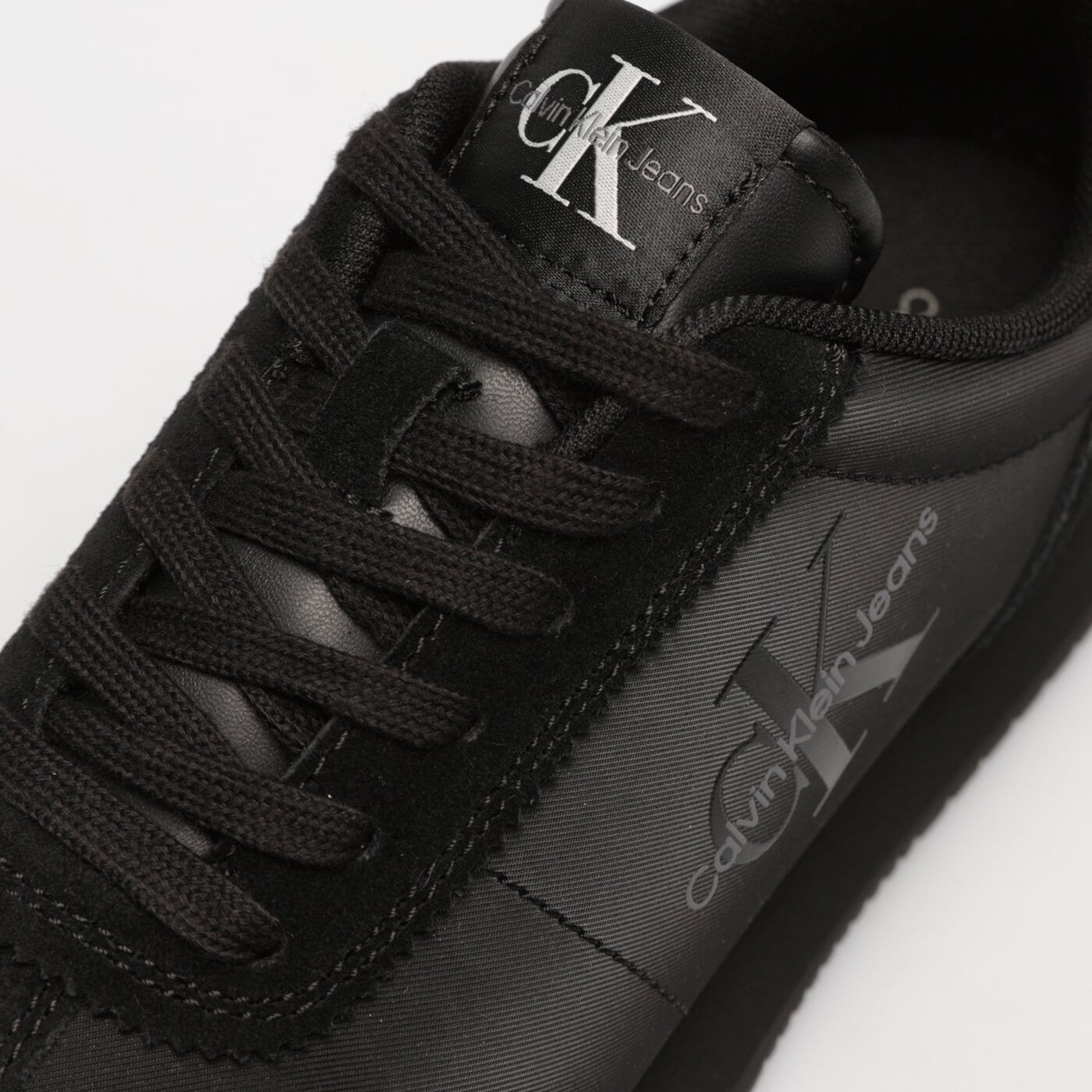 Damskie sneakersy (buty) CALVIN KLEIN RETRO RUNNER NY-SU WN yw0yw005160gl kolor czarny