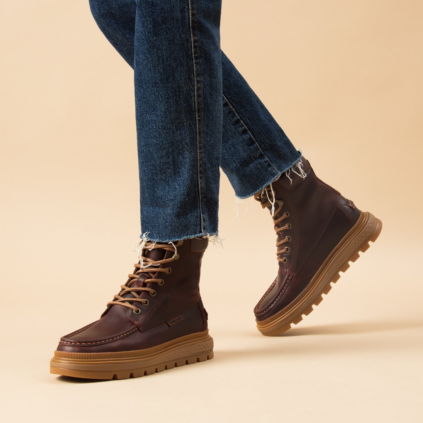 Damskie botki / sztyblety TIMBERLAND RAY CITY MOC TOE LACE UP tb0a5m3yd571 kolor bordowy