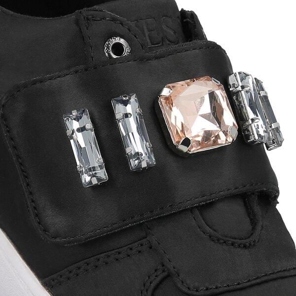 Damskie trampki GUESS FLO flflo1sat12black kolor czarny