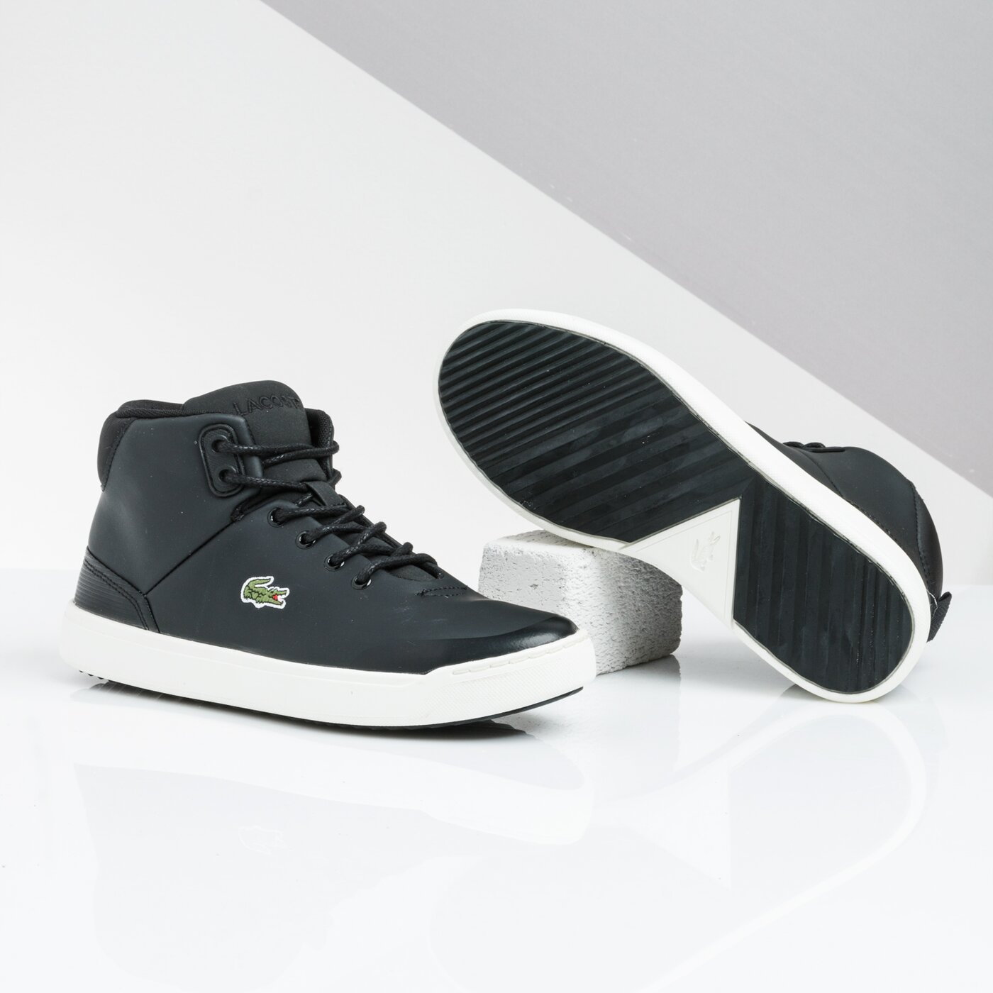 Dziecięce trampki LACOSTE EXPLORATEUR CLASSIC 3191 CUJ 738cuj0006454 kolor czarny