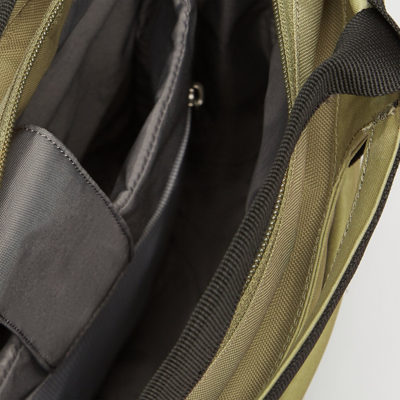 Damski plecak JACK WOLFSKIN PLECAK EBENTAL 20203414511 kolor zielony