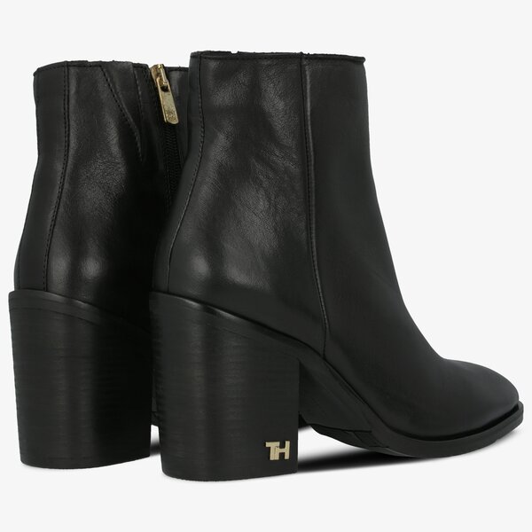 Damskie botki / sztyblety TOMMY HILFIGER MONO COLOR HEELED BOOT fw0fw04279990 kolor czarny