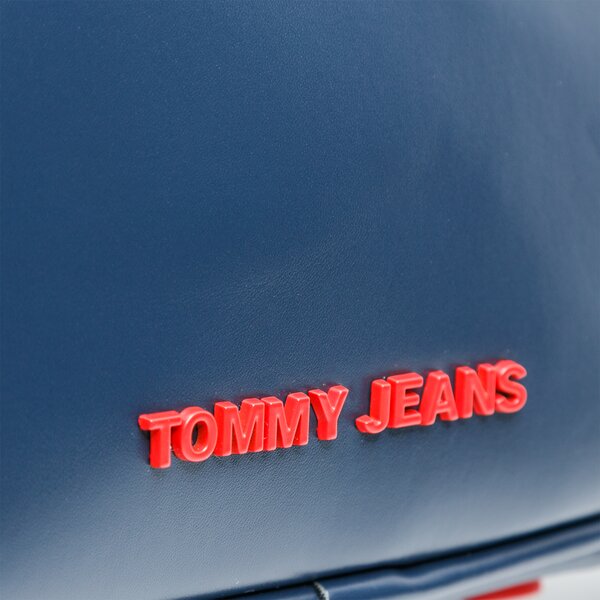 Damska torebka TOMMY HILFIGER TOREBKA TJW NEW GEN CROSSOVER aw0aw085660gy kolor granatowy