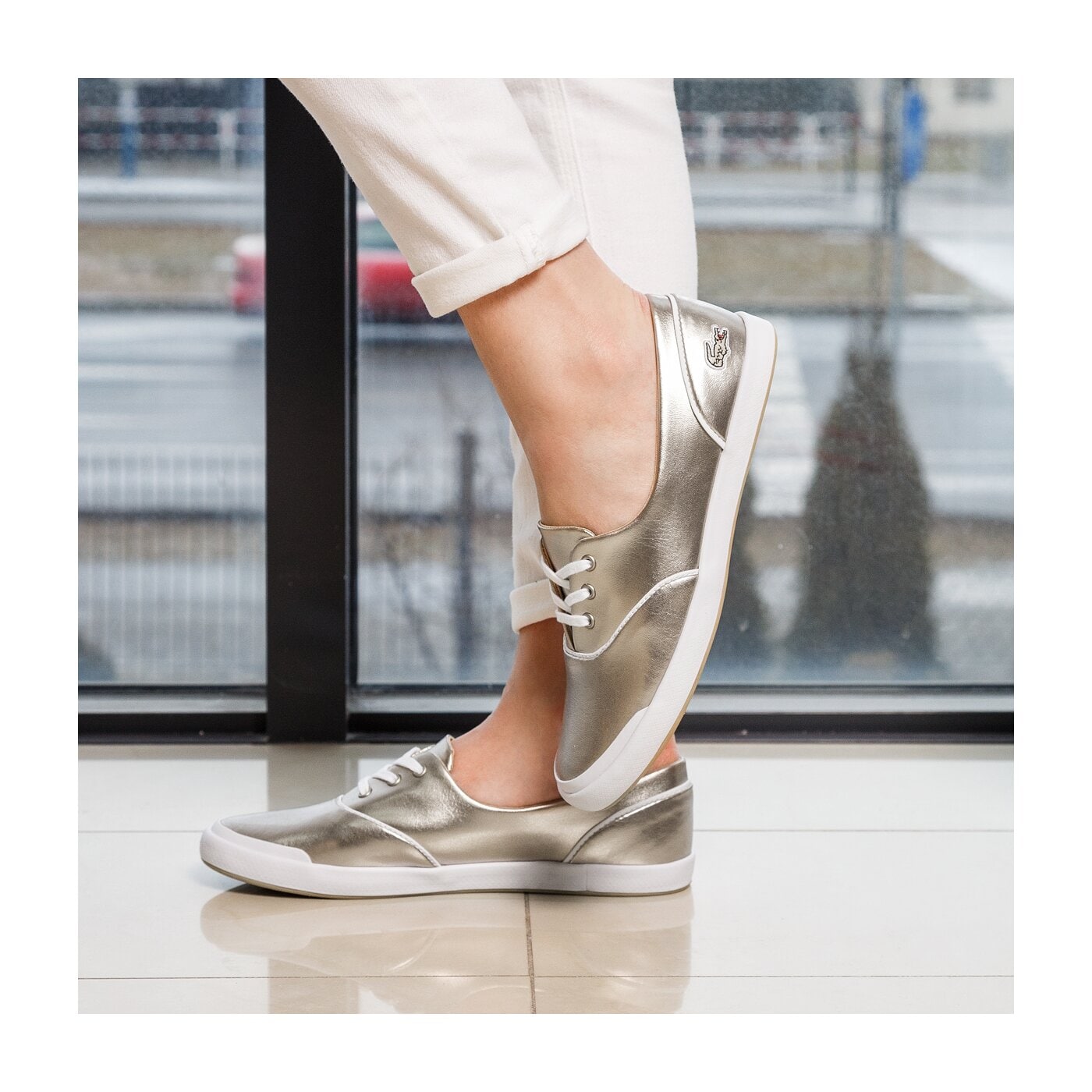 Damskie trampki LACOSTE LANCELLE 3 EYE 316 2 732spw0120007 kolor srebrny