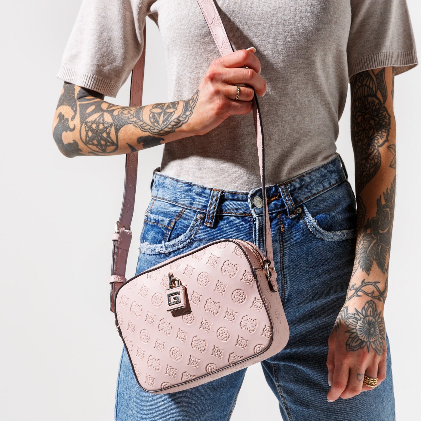 Damska torebka GUESS TOREBKA KAMRYN CROSSBODY TOP ZIP hwpi6691120rso kolor różowy