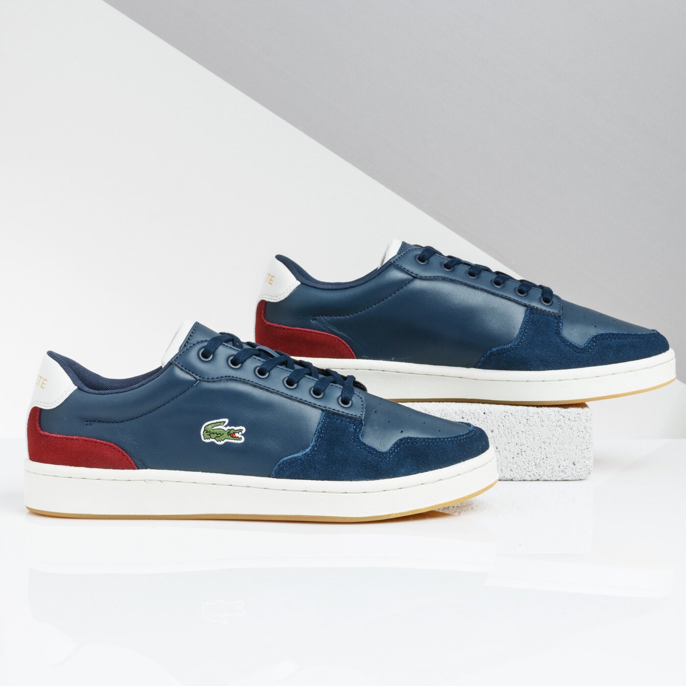 Męskie sneakersy (buty) LACOSTE MASTERS CUP 319 2 SMA 738sma0037nod kolor granatowy