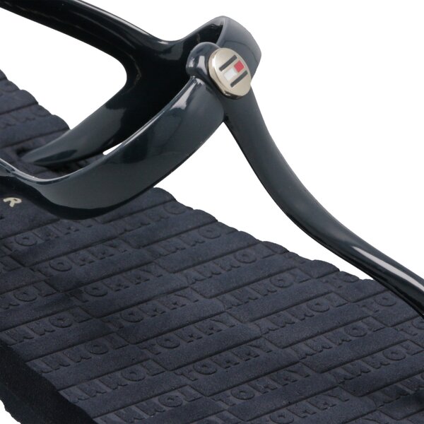 Damskie sandały TOMMY HILFIGER INT CARO 1R FLAT STRAPPY BEACH SANDAL fw0fw03923403 kolor granatowy