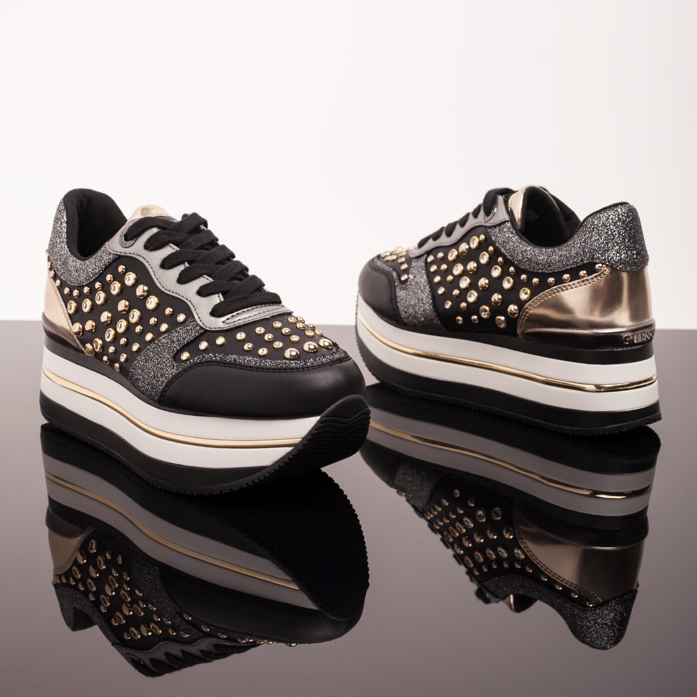 Damskie sneakersy (buty) GUESS HAMPTYN fl5hamele12black kolor czarny
