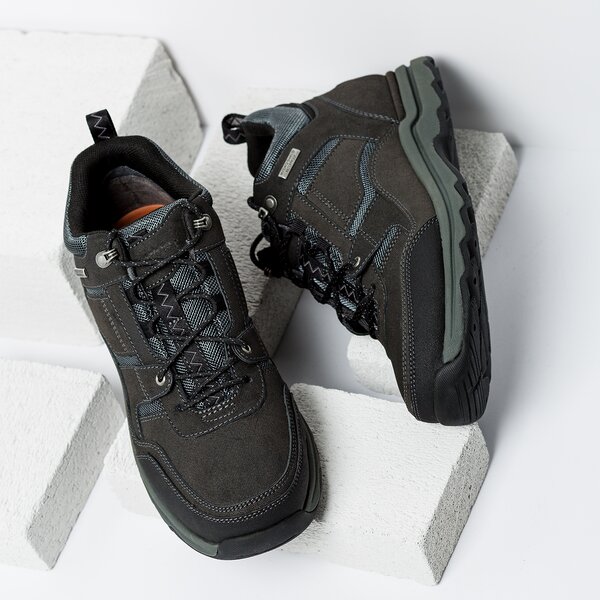 Męskie buty outdoor (trekkingowe) ROCKPORT WAYDE MID BOOT cg8399 kolor czarny