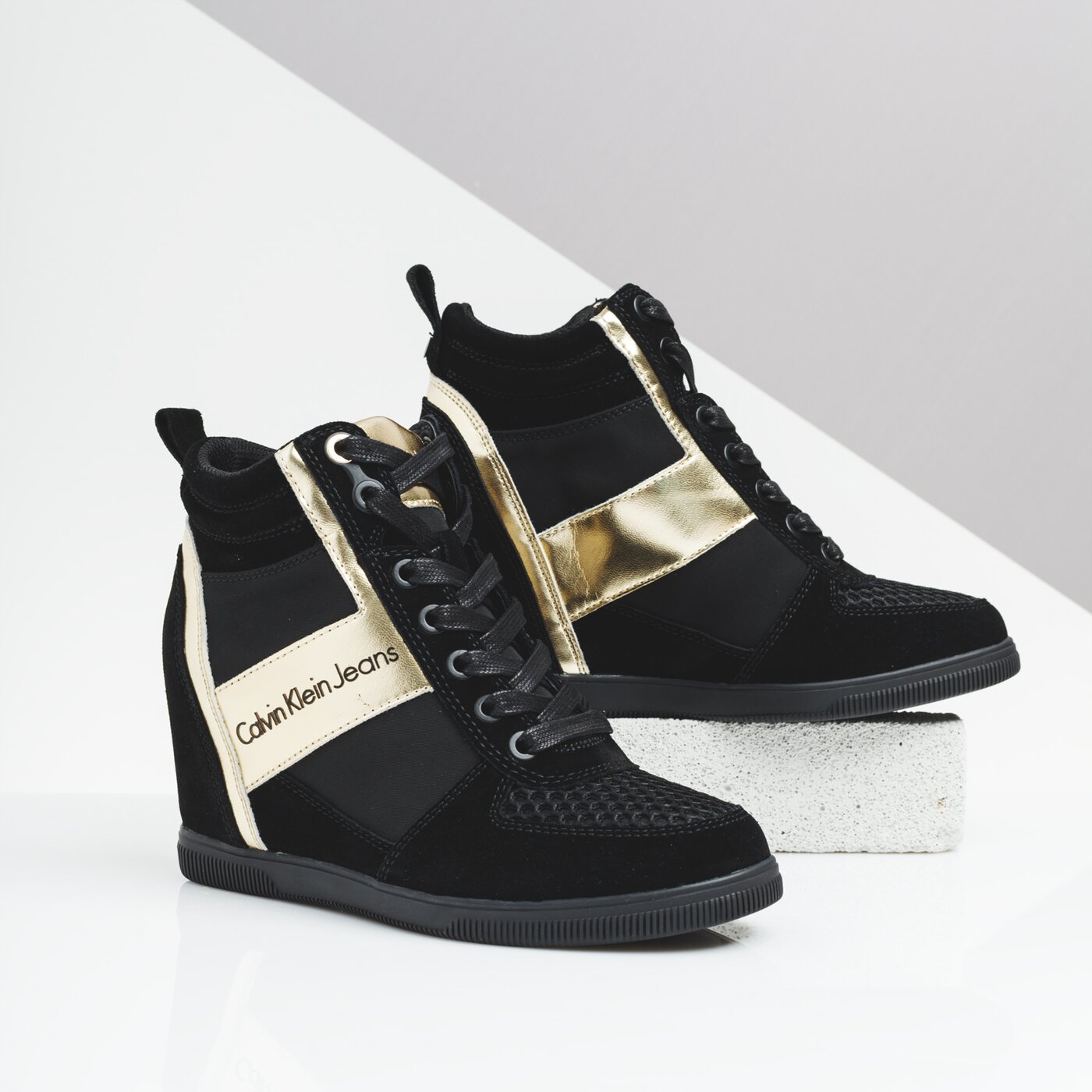 Damskie sneakersy (buty) CALVIN KLEIN BETH r0648bgo kolor czarny