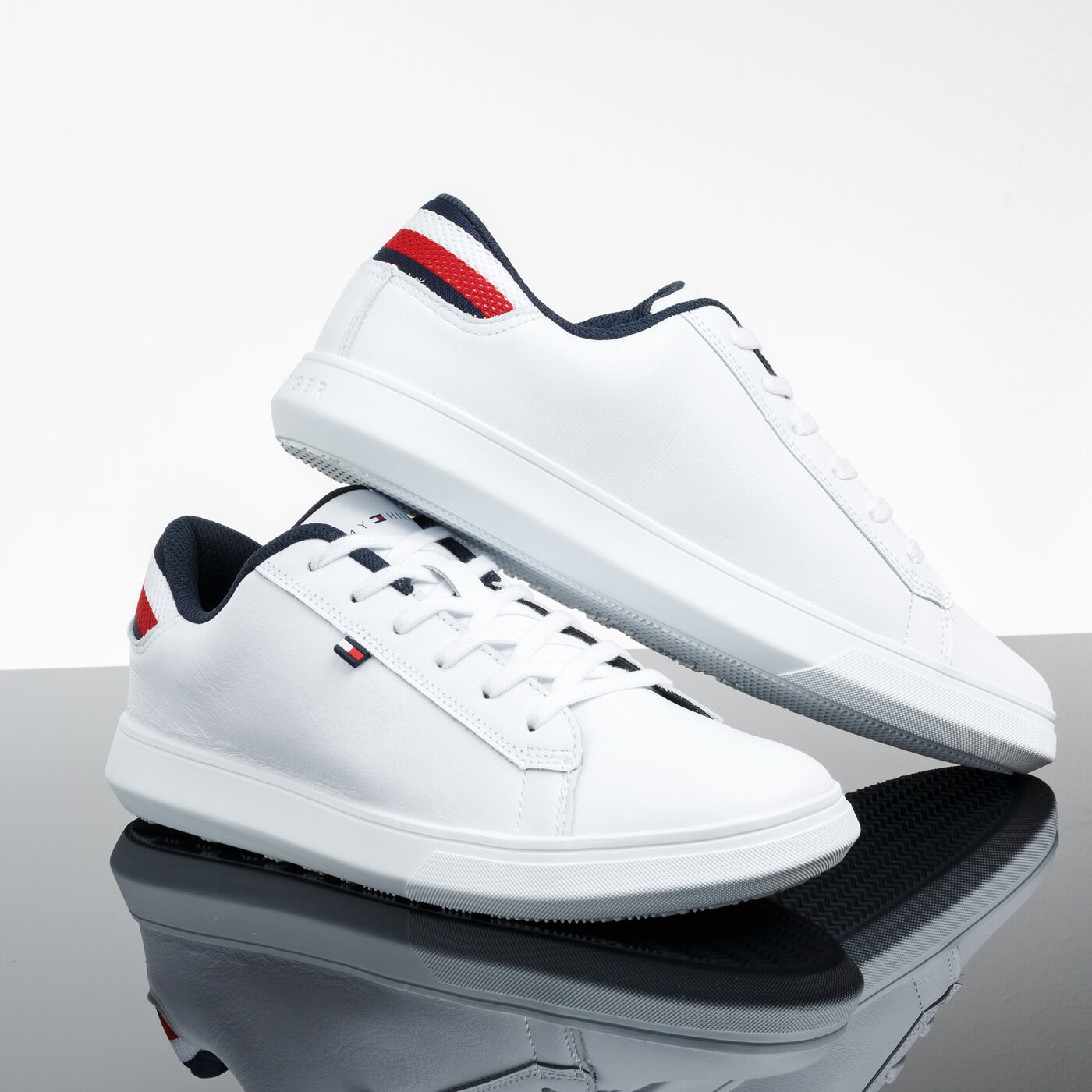 Męskie sneakersy (buty) TOMMY HILFIGER DANIEL 1A2 KNIT DETAIL fm0fm02272100 kolor biały