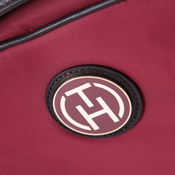 TOMMY HILFIGER TORBA CHELSEA MINI CROSSOVER bw56925106606 kolor czerwony