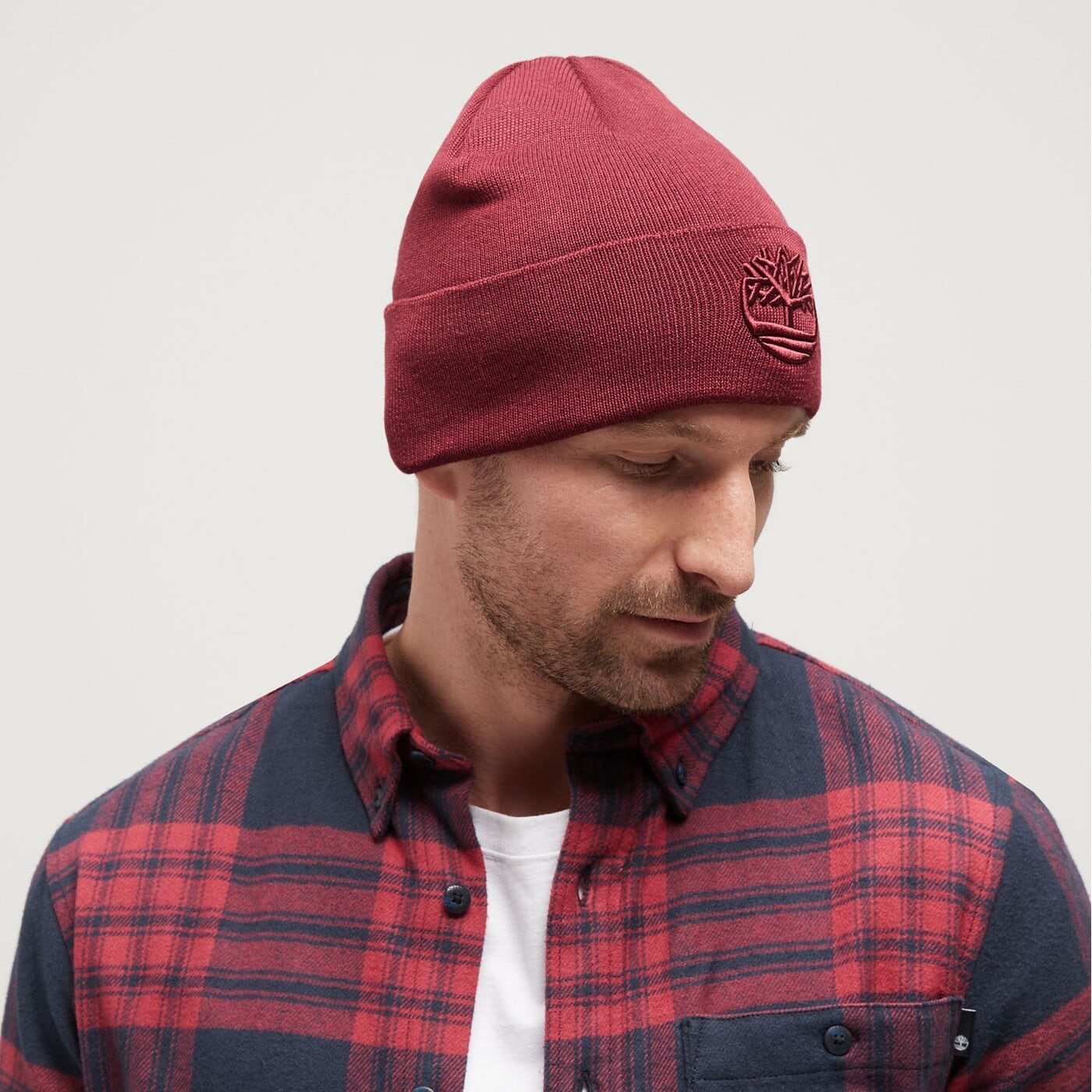 Damska czapka zimowa TIMBERLAND CZAPKA TONAL 3D EMBROIDERY BEANIE tb0a2pjreic1 kolor bordowy