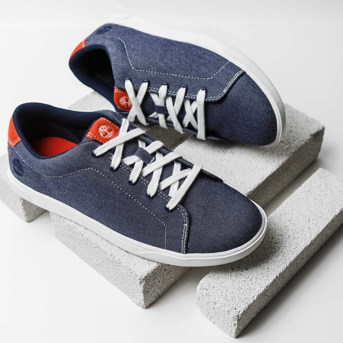 Dziecięce sneakersy (buty) TIMBERLAND GROVETON CANVAS OXFORD a1qm4 kolor granatowy