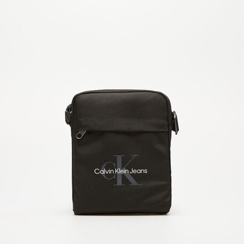 CALVIN KLEIN TOREBKA SPORT ESSENTIALS REPORTER M