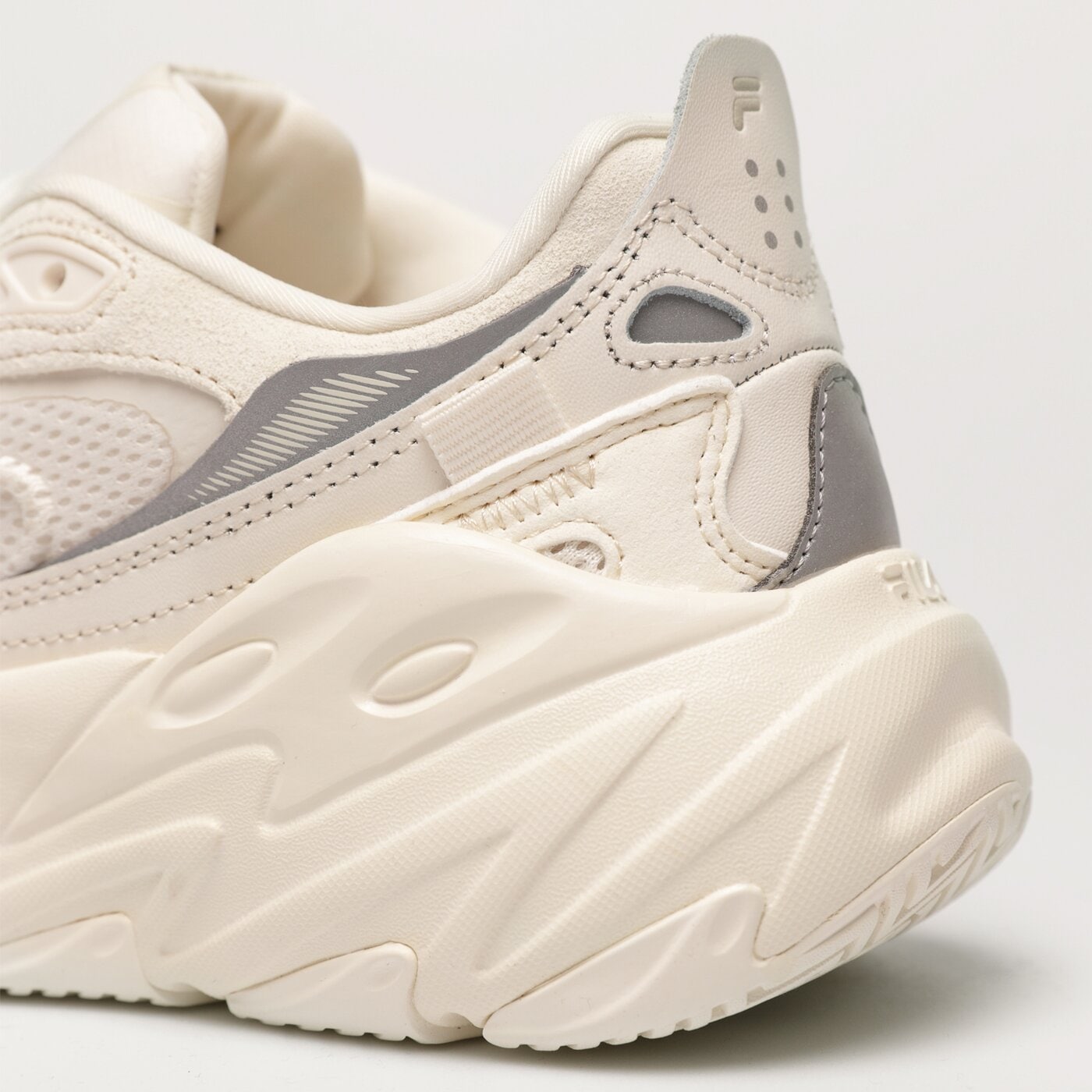 Damskie sneakersy (buty) FILA INSTINX EVO 5rm02347166 kolor beżowy