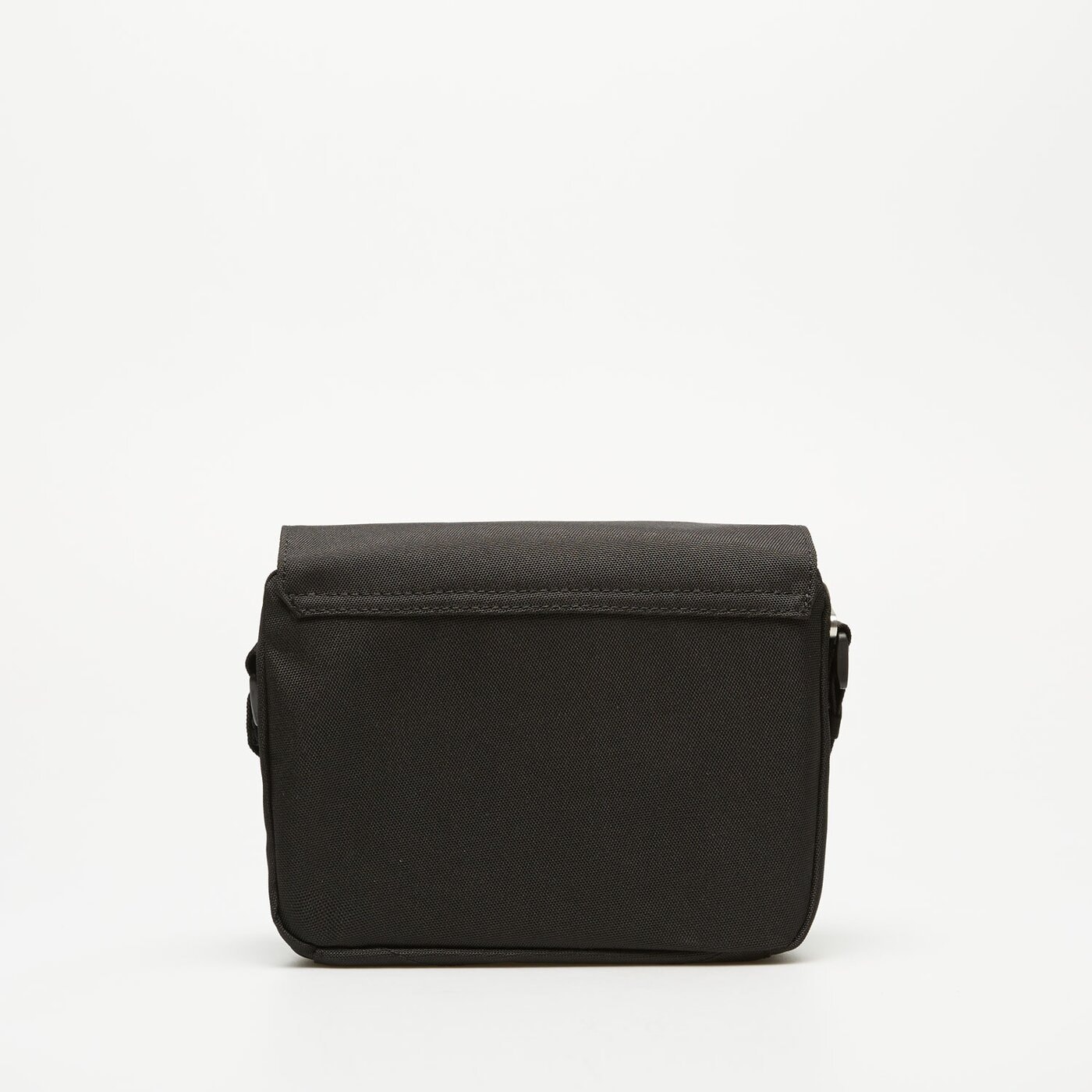 Damska torebka CALVIN KLEIN TOREBKA SPORT ESSENTIALS FL CAMERA BAG M k50k512550beh kolor czarny