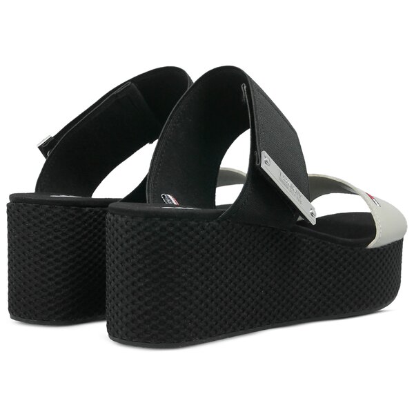 Damskie klapki TOMMY HILFIGER MATERIAL MIX FLATFORM SANDAL en0en00217156 kolor czarny