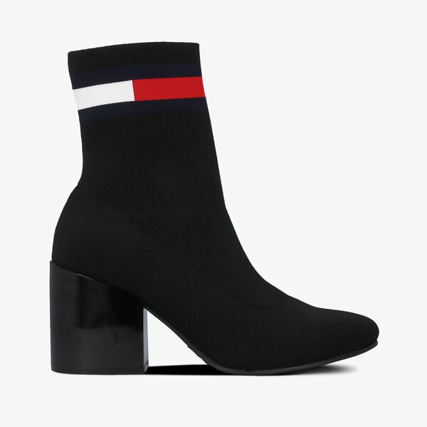 Damskie botki / sztyblety TOMMY HILFIGER ROCIO 2D FLAG SOCK MID HEEL BOOT en0en00699bds kolor czarny