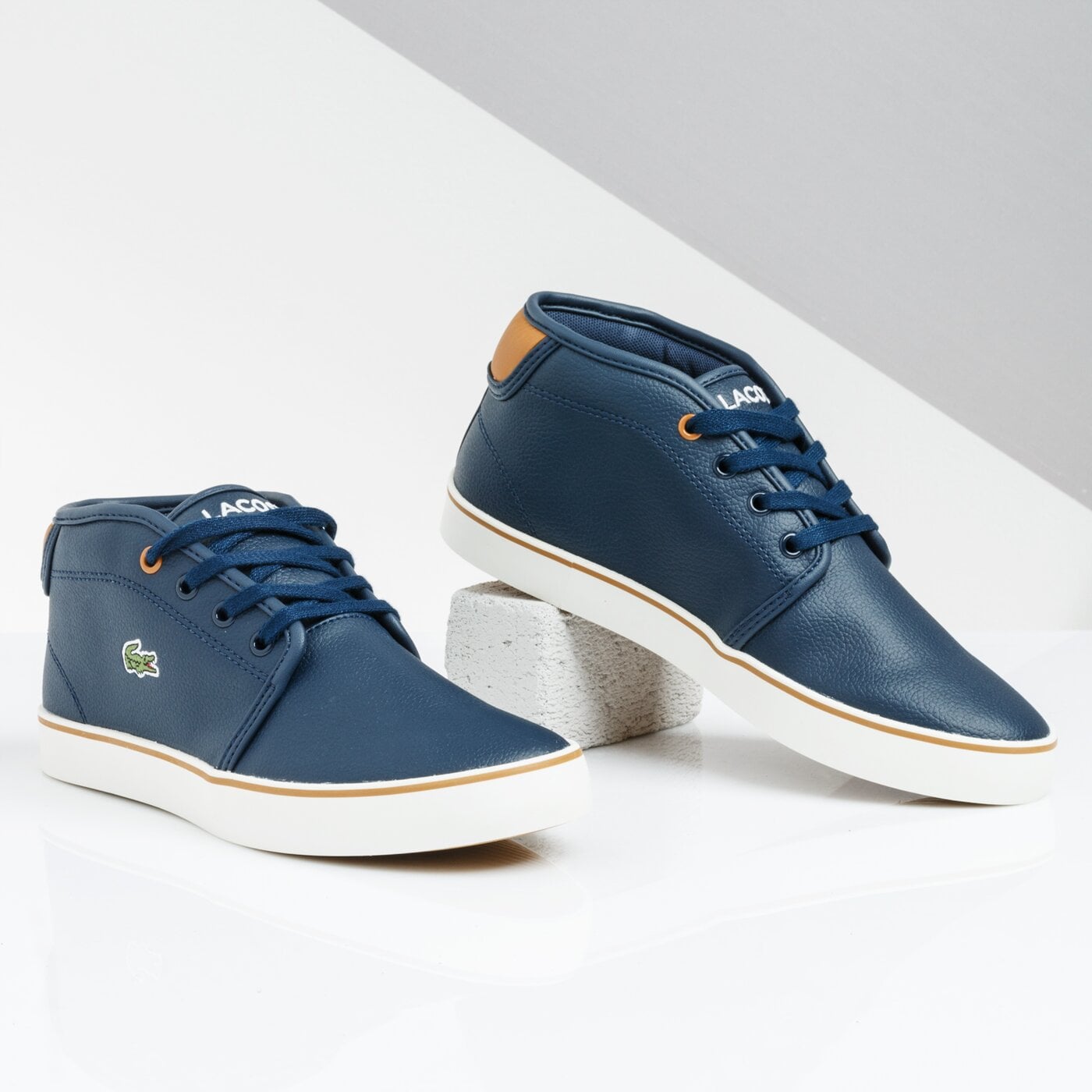 Dziecięce trampki LACOSTE AMPTHILL 319 1 CUJ 738cuj0001nt1 kolor granatowy