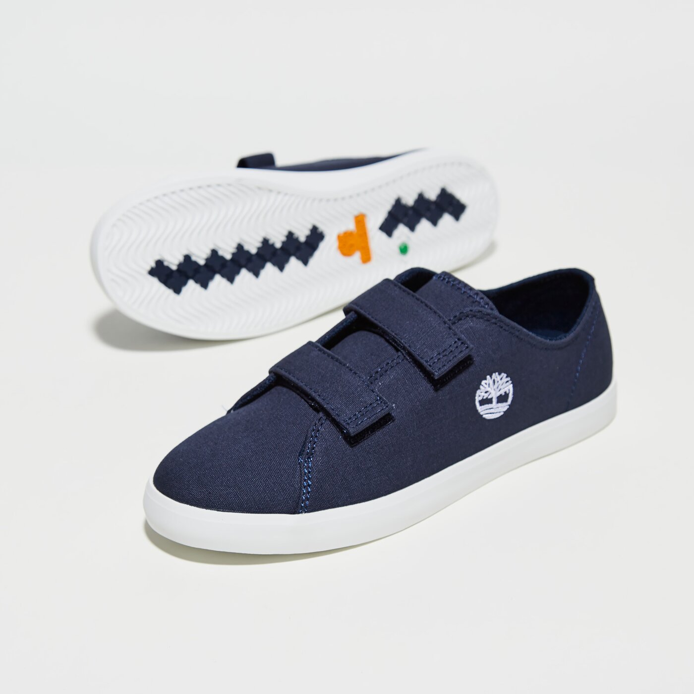 Dziecięce trampki TIMBERLAND NEWPORT BAY CANVAS 2 STR tb0a2csz0191 kolor granatowy