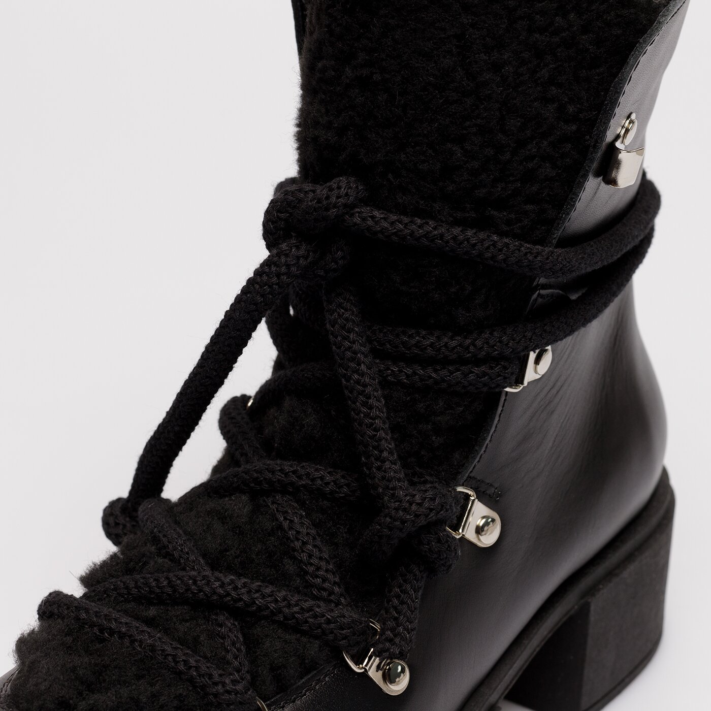 Damskie botki / sztyblety SYMBIOSIS SNOW BOOTS 2 sywc222016 kolor czarny