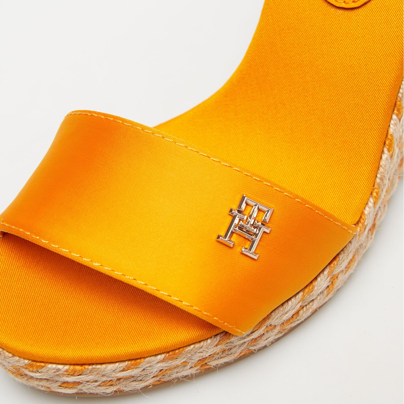 Damskie szpilki / czółenka TOMMY HILFIGER COLORFUL HIGH WEDGE SATIN SANDAL fw0fw07914sg3 kolor pomarańczowy