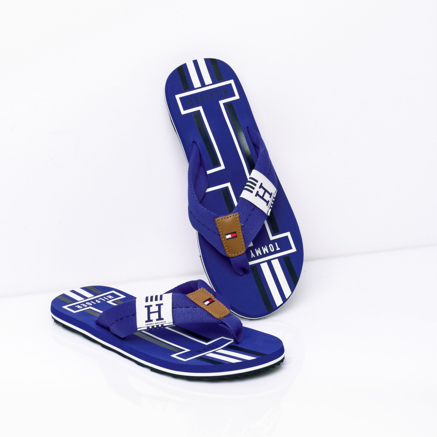 Męskie klapki TOMMY HILFIGER BONDI 3 fm0fm02076440 kolor niebieski