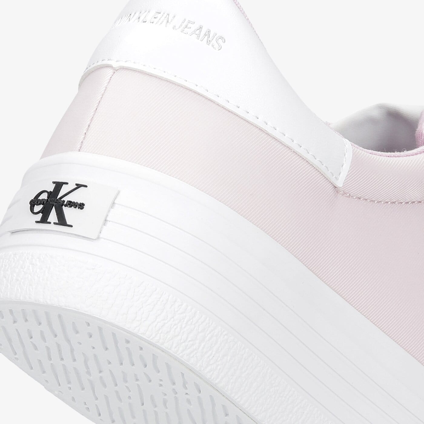 vulcanized flatform laceup