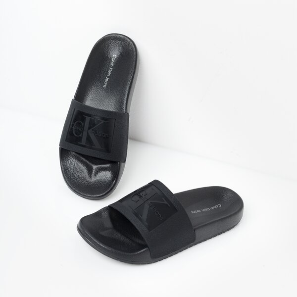 Damskie klapki CALVIN KLEIN CHRISTIE r8837001 kolor czarny