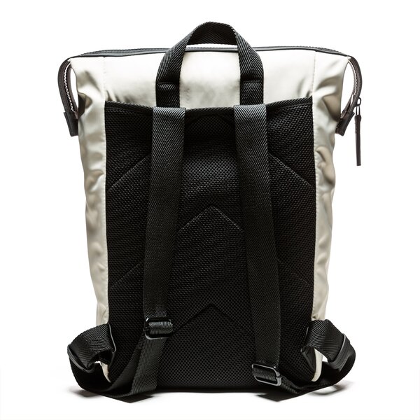 Damski plecak CALVIN KLEIN PLECAK LOGO ADDICTION BACKPACK k50k503530000 kolor czarny