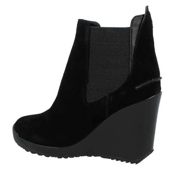 Damskie botki / sztyblety LACOSTE TERRIANNE 728srw1144024 kolor czarny