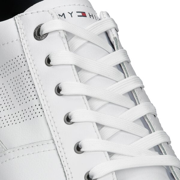 Męskie trampki TOMMY HILFIGER CORE CORPORATE LEATHER SNEAKER fm0fm03393ybr kolor biały