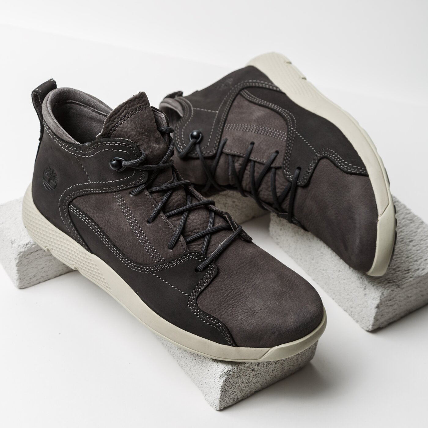 Dziecięce sneakersy (buty) TIMBERLAND FLYROAM LEATHER HIKER a1sho kolor szary