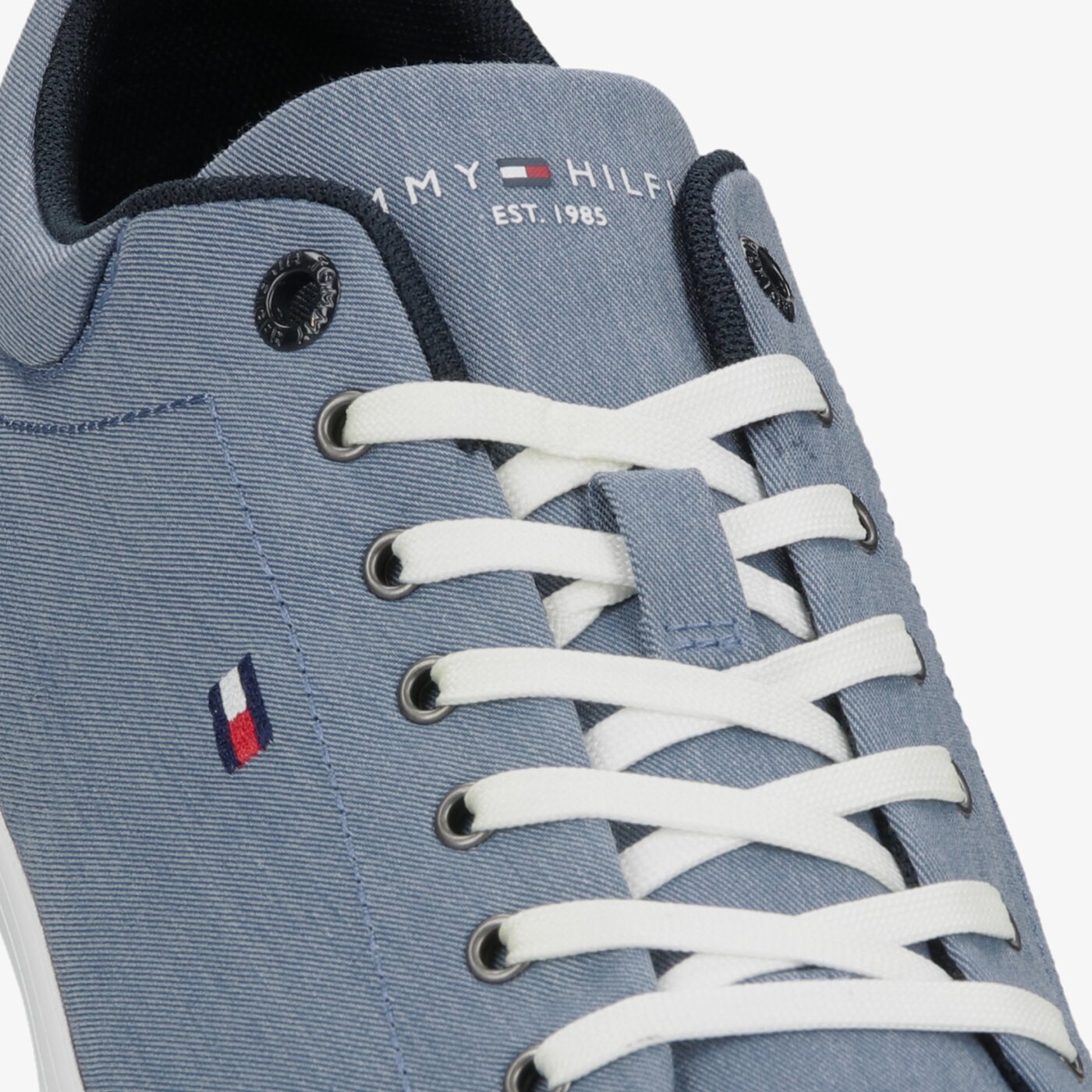 Męskie trampki TOMMY HILFIGER ESSENTIAL CHAMBRAY VULC fm0fm03993c5f kolor niebieski