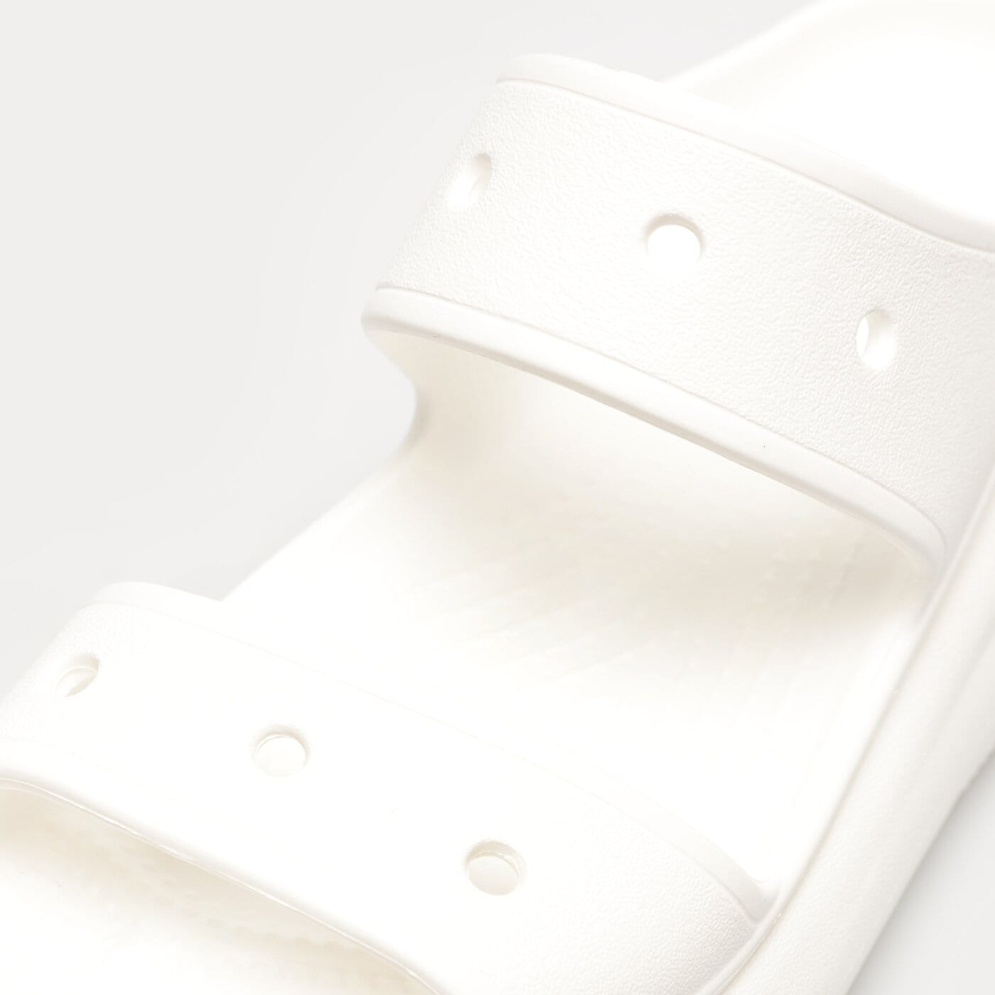 Damskie sandały CROCS CLASSIC CRUSH SANDAL 207670100 kolor biały