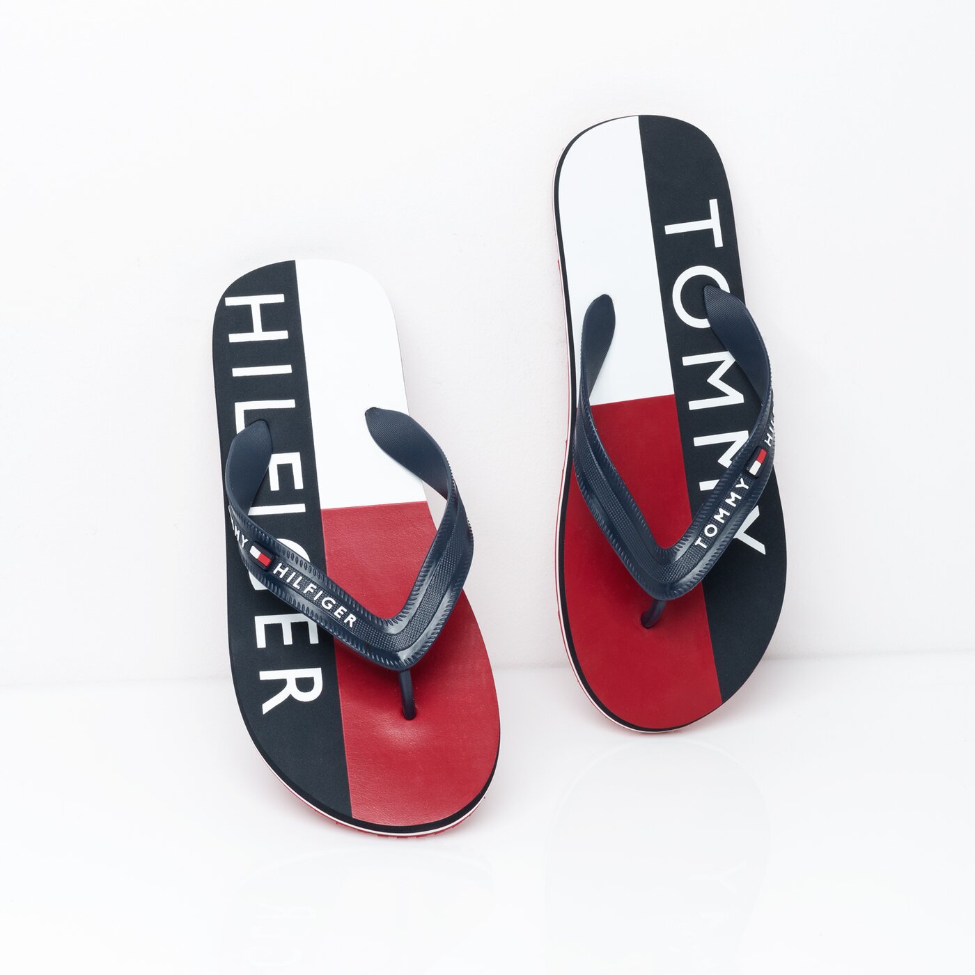 Męskie klapki TOMMY HILFIGER BONDI 1R 1 fm0fm02074403 kolor granatowy