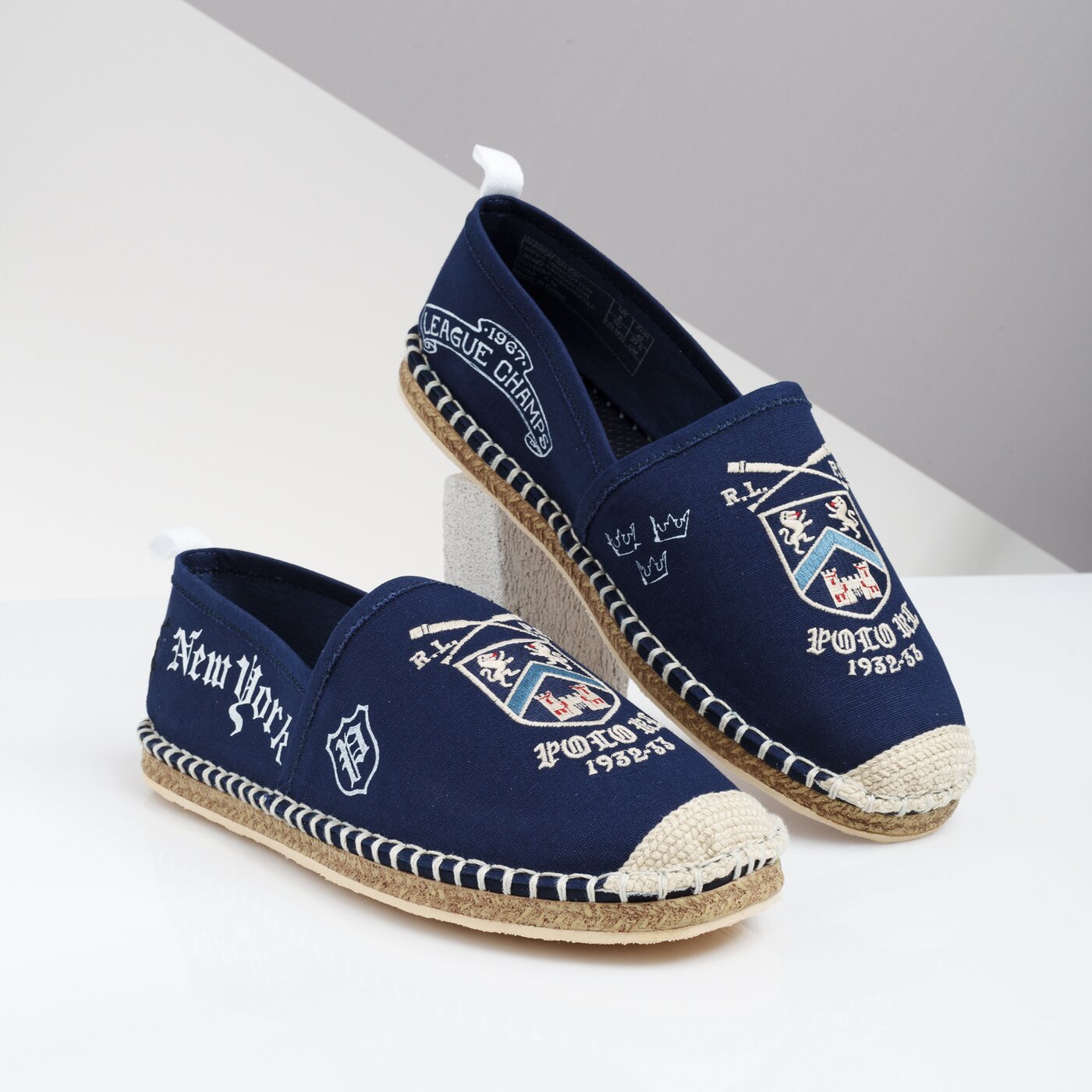 Męskie półbuty POLO RL BARRON SHOE CASUAL NEWPORT NAVY YALE GRAPHIC CANVAS 803735611001 kolor granatowy