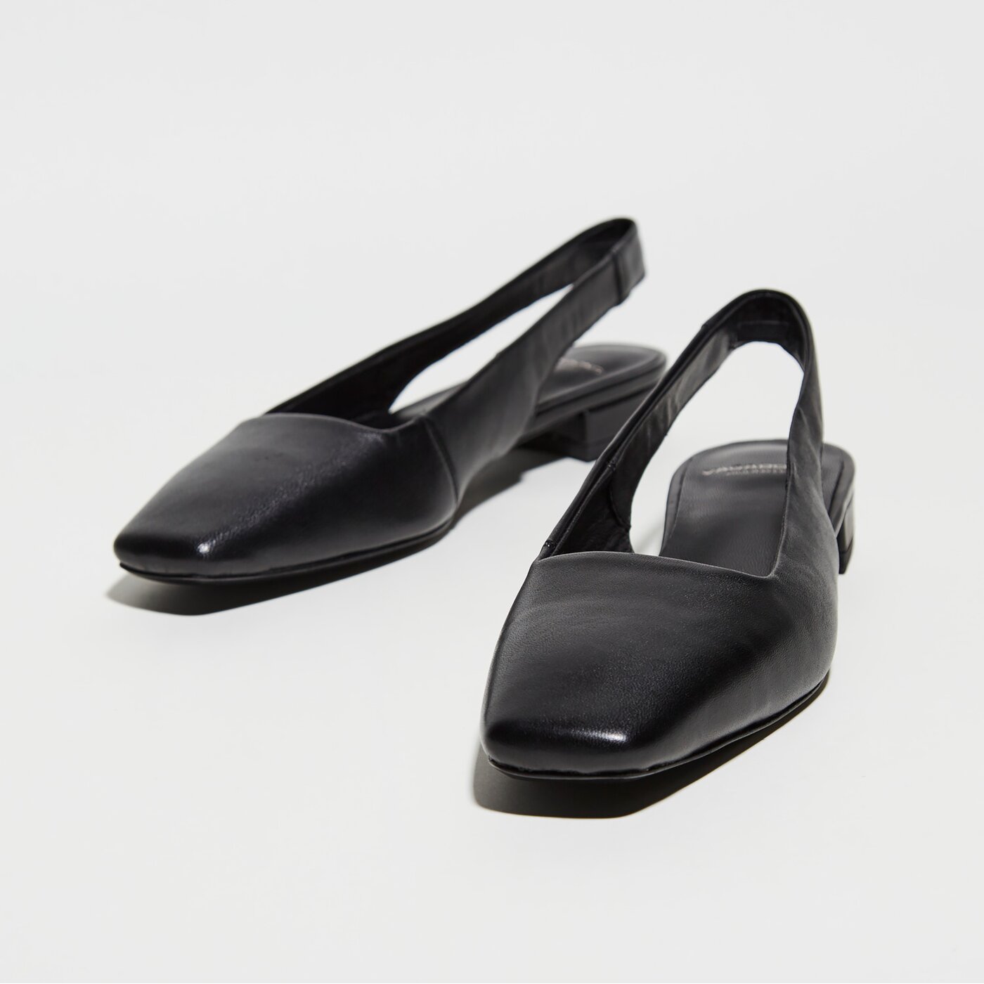 Damskie baleriny (buty) VAGABOND LAYLA 4900-201-20 kolor czarny