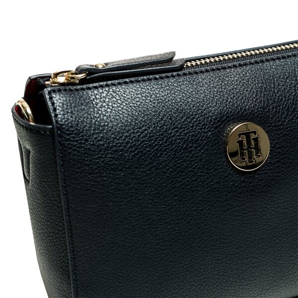 Damska torebka TOMMY HILFIGER TOREBKA CHARMING TOMMY FLAP CROSSOVER aw0aw05689902 kolor granatowy