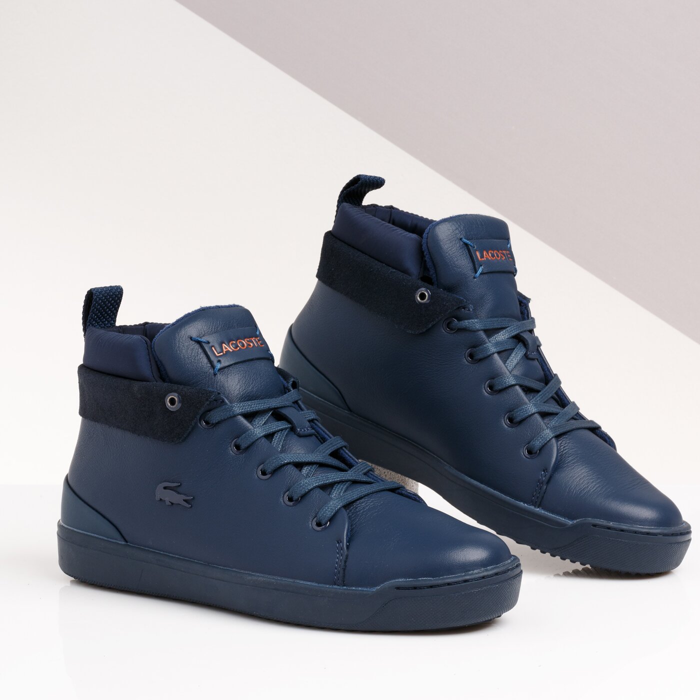 Damskie trampki LACOSTE EXPLORATEURCLASSIC3191CFA 738cfa000195k kolor granatowy