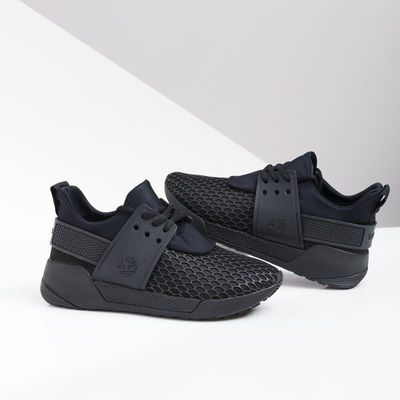 Damskie sneakersy (buty) TIMBERLAND KIRI UP tb0a1y5n0011 kolor czarny