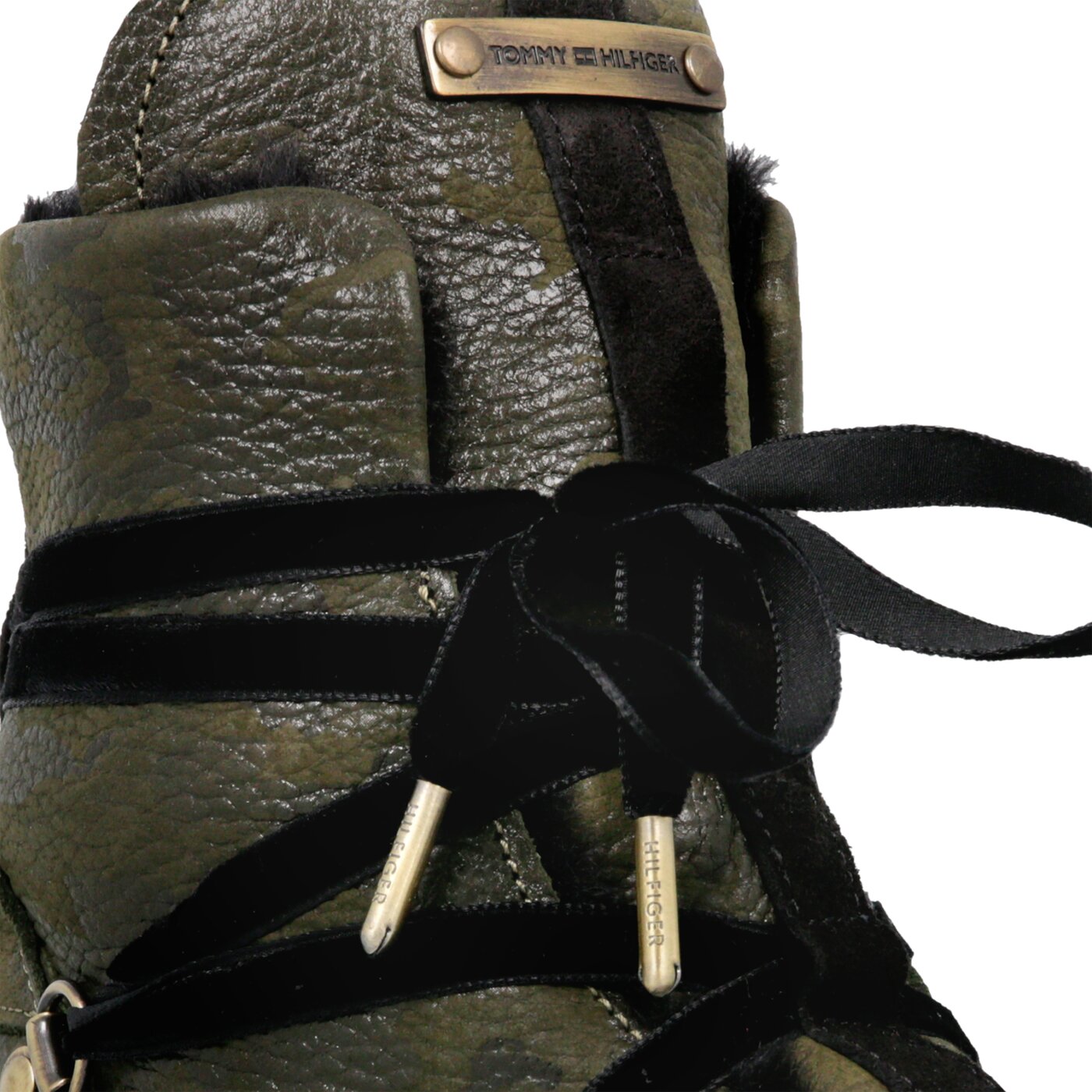 Damskie śniegowce TOMMY HILFIGER COZY WARMLINED LEATHER BOOT fw0fw03436010 kolor khaki