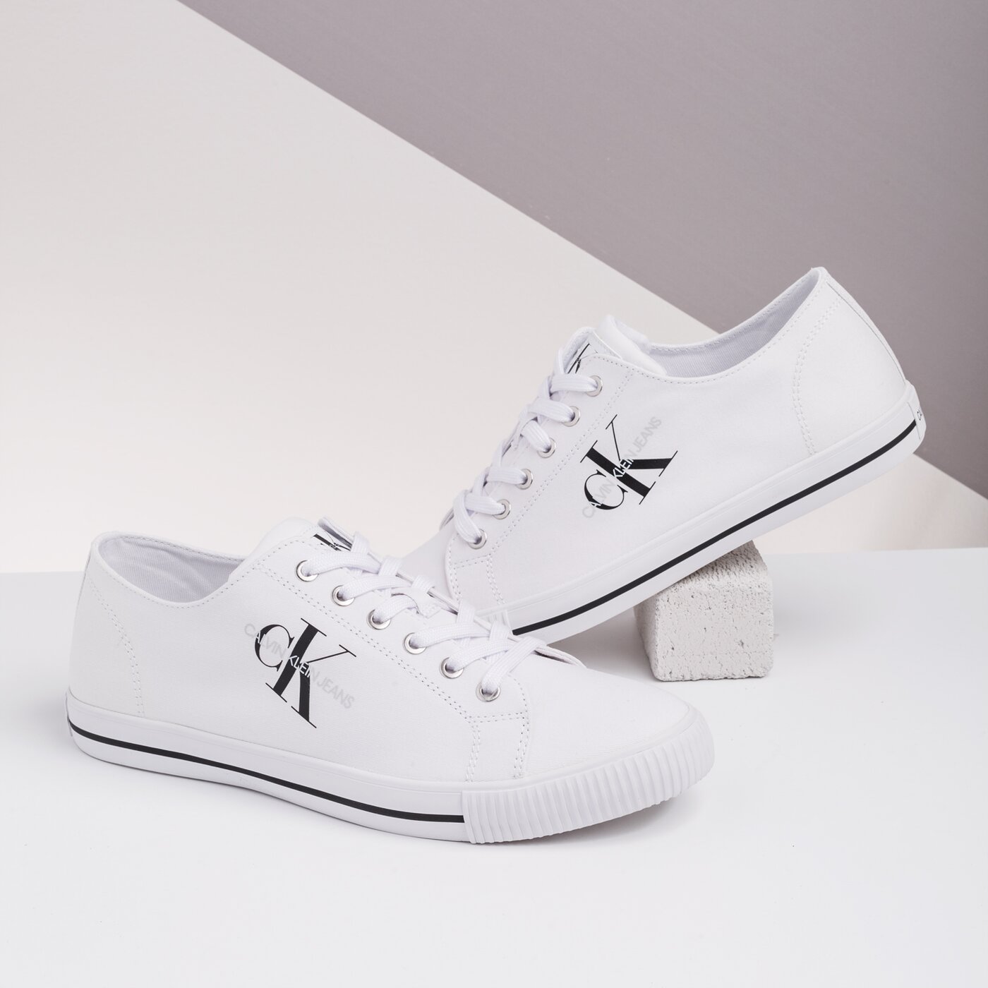 Męskie trampki CALVIN KLEIN AURELIO b4s0670100 kolor biały